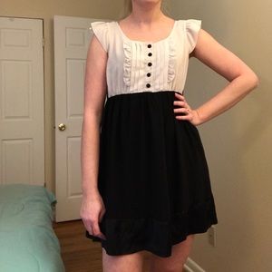 🚫SOLD🚫 Forever 21 Babydoll Dress